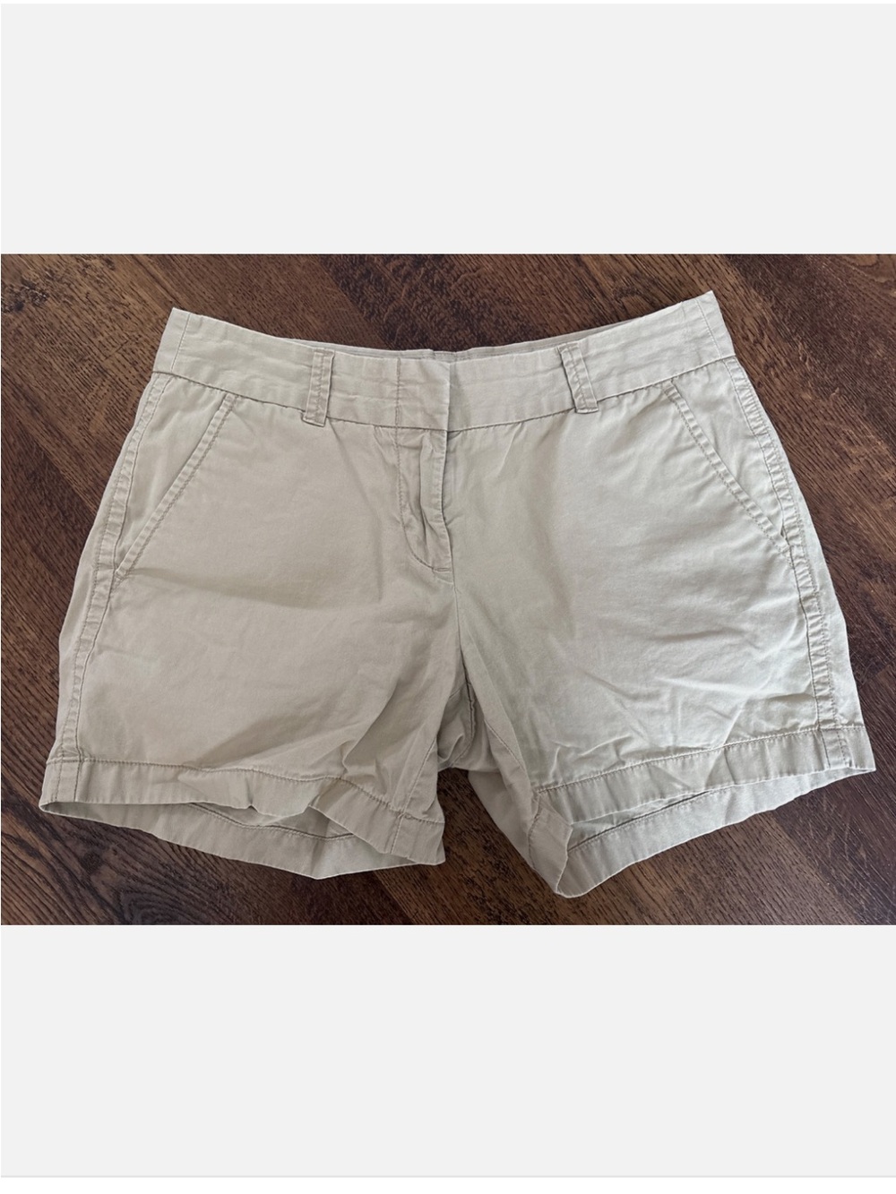 Women’s J. Crew Broken-In Chino Khaki Casual Shorts - Classic Comfort Size 2